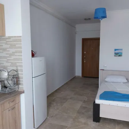 Garsoniera La Solid House In Bulevard Mamaia