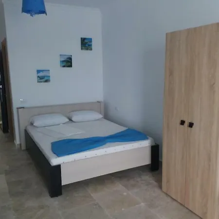 Garsoniera La Solid House In Bulevard *