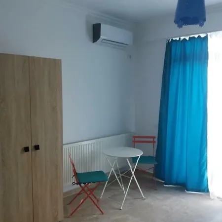 Homestay szállás Garsoniera La Solid House In Bulevard *