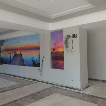 Garsoniera La Solid House In Bulevard Mamaia